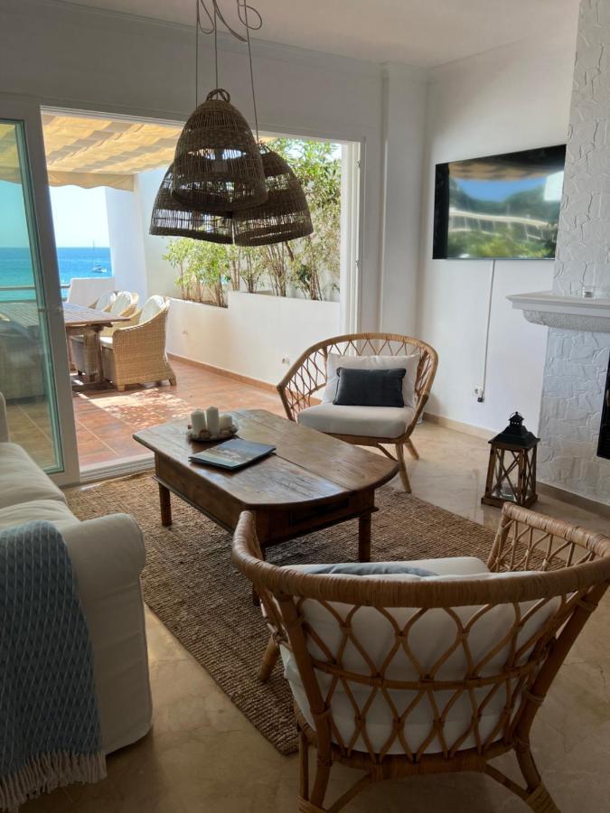 Playa Cristo Amazing Beach Terrace Appartment Estepona Eksteriør billede