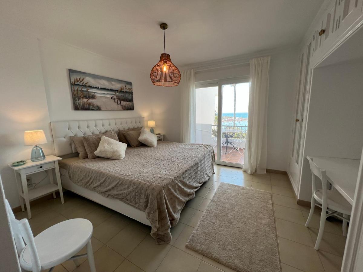 Playa Cristo Amazing Beach Terrace Appartment Estepona Eksteriør billede
